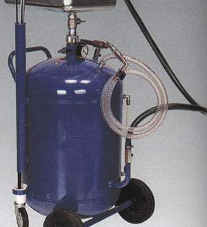 Маслосборное оборудование Ома 803/804 (Италия) Емкость для сбора масла, с различной высоты, пневматическое удаление масла. 