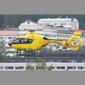 Вертолёт Eurocopter EC135 P2i Легкий многофункциональный вертолет оснащен двумя двигателями, сочетает самые современные технологии. Активно используется для выполнения медицинских, спасательных операций, охраны правопорядка. Последняя модификация отличается улучшенными операционными характеристиками, увеличенным максимальным взлетным весом и усовершенствованной цифровой системой контроля двигателя (FADEC).