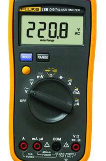 Мультиметр FLUKE-15B/RU (США) Цифровой мультиметр Fluke 15B измеряет постоянные, переменные токи и напряжения, сопротивление, используется при прозвонке электрических цепей и дополнительно для тестирования диодов и измерения ёмкости.
